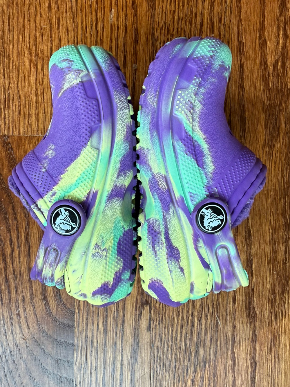 CROCS Fleece-Lined Clogs in Purple and Mint Swirl C5 - Picture 5 of 8
